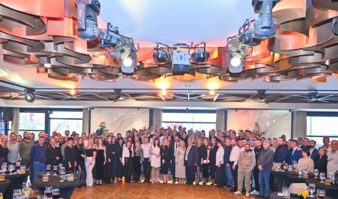 5b282678-crop-820x0x100