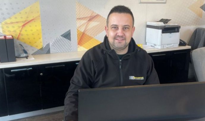 b09a3985-crop-820x0x100