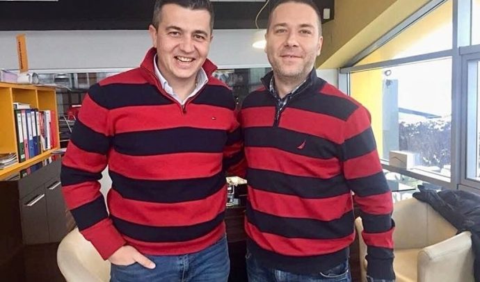 f6a10e4c-crop-820x0x100