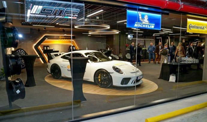 мотоцентар-галерија-скопје-ист-гејт